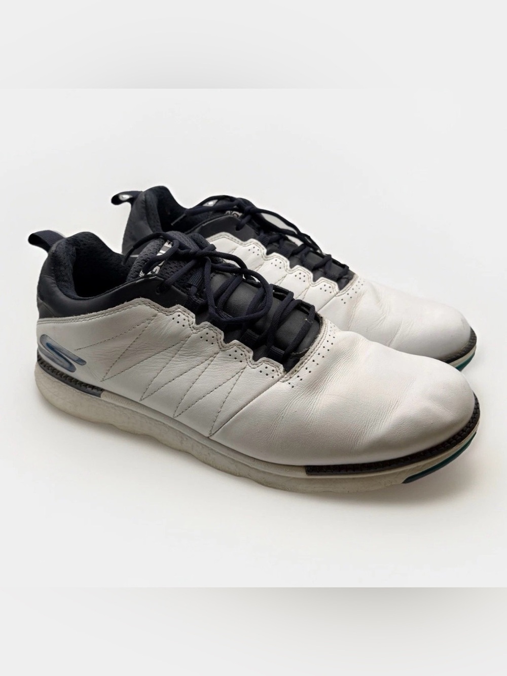 Skechers Men GoGolf Elite V3 White Navy Blue Spikeless Golf Shoes  Size 11 54523